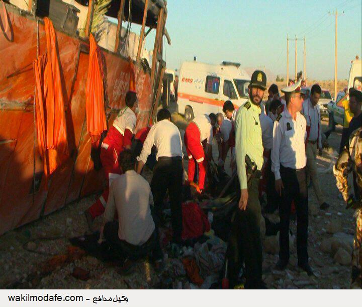9 کشته و 34 زخمی در حادثه واژگونی اتوبوس دانش آموزان دختر ( +عکس)/ اعلام اسامی جان باختگان و مجروحان/ راننده بازداشت شد
