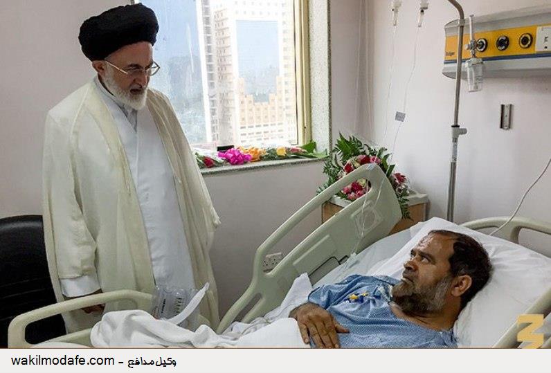 عیادت قاضی عسکر از روحانی ایرانی مضروب در مکه (+عکس)